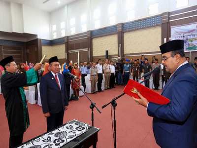 Bupati Rafiq Lantik Sekda Karimun dan Satgas Saber Pungli 